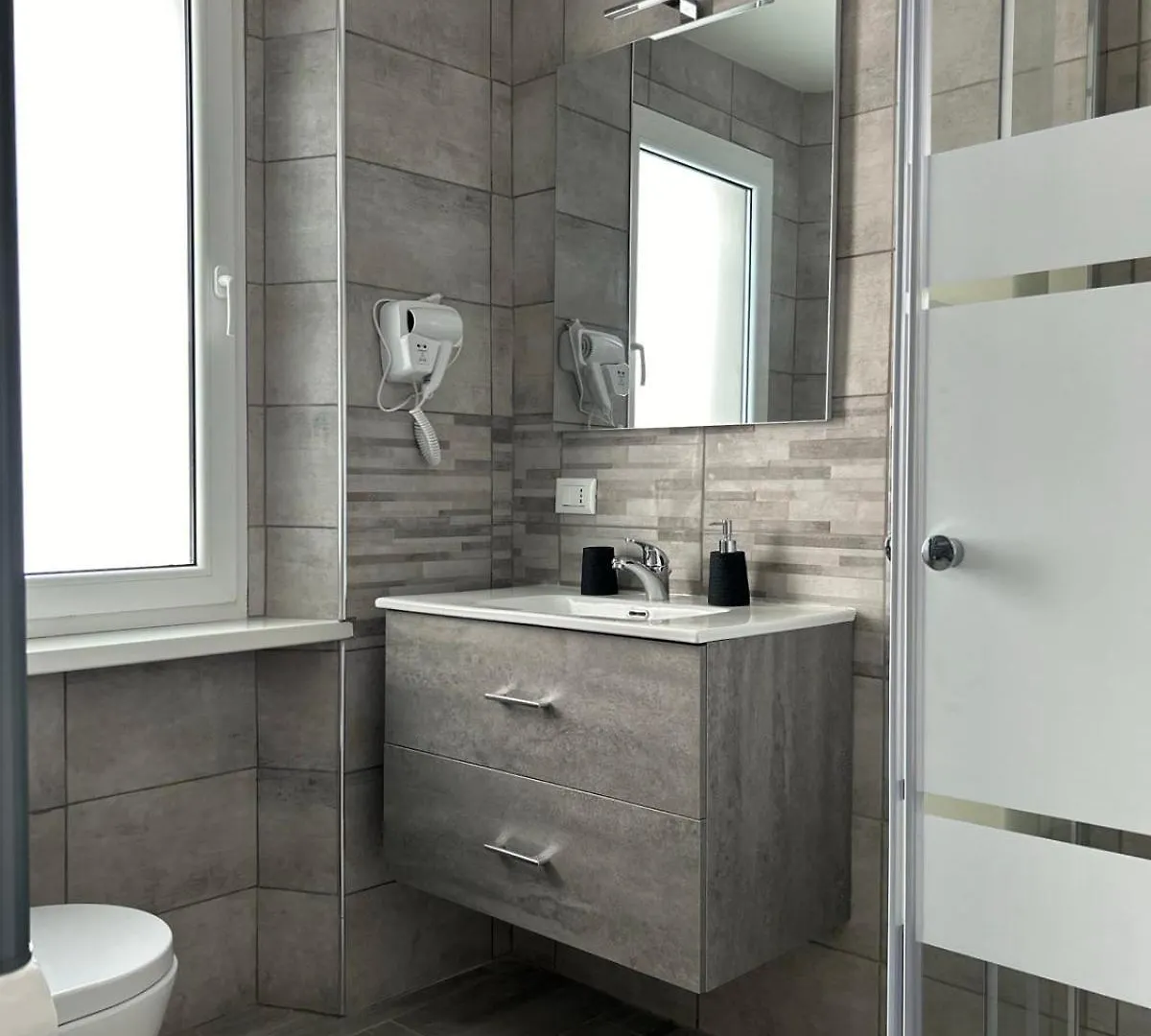 Timco Apartment With Balcony And Air-Conditioner Torno